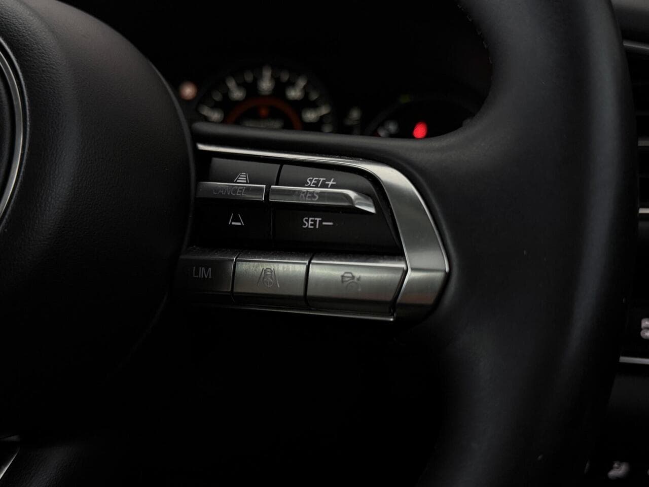 Mazda CX-30 thumbnail Misc Controls