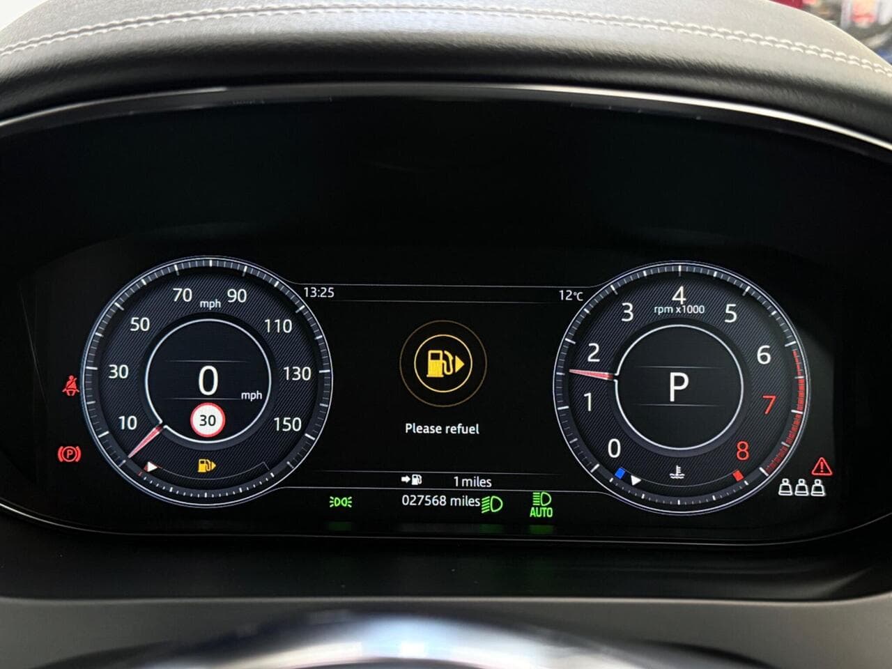 Jaguar E-PACE thumbnail Driver Instruments