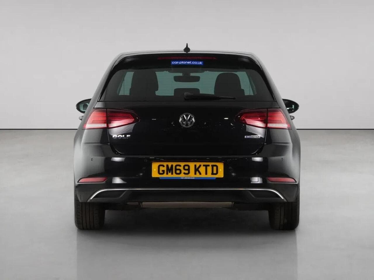 Volkswagen Golf thumbnail Rear