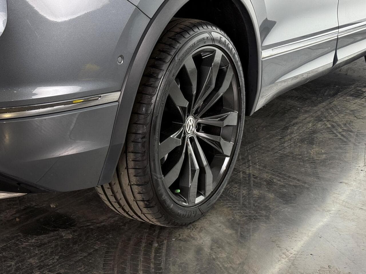 Volkswagen Tiguan Allspace thumbnail Wheel