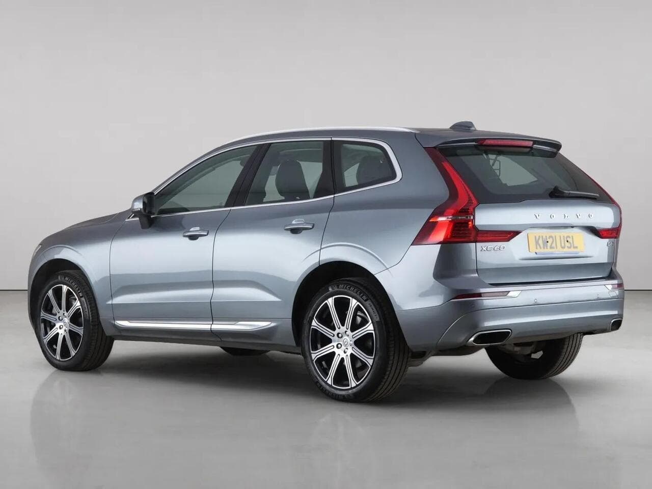 Volvo XC60 thumbnail Rear Left