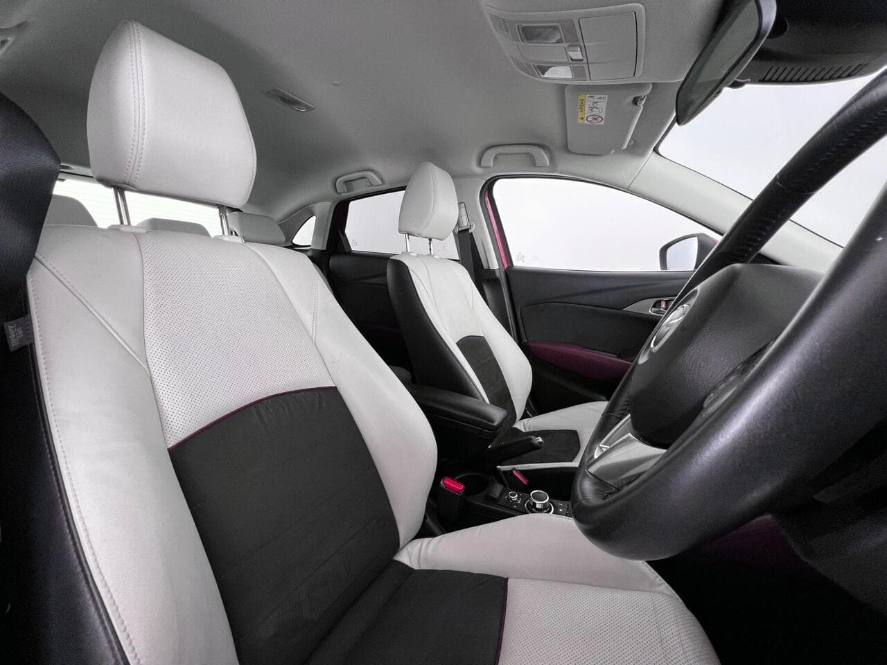 Mazda CX-3 thumbnail Seat Driver