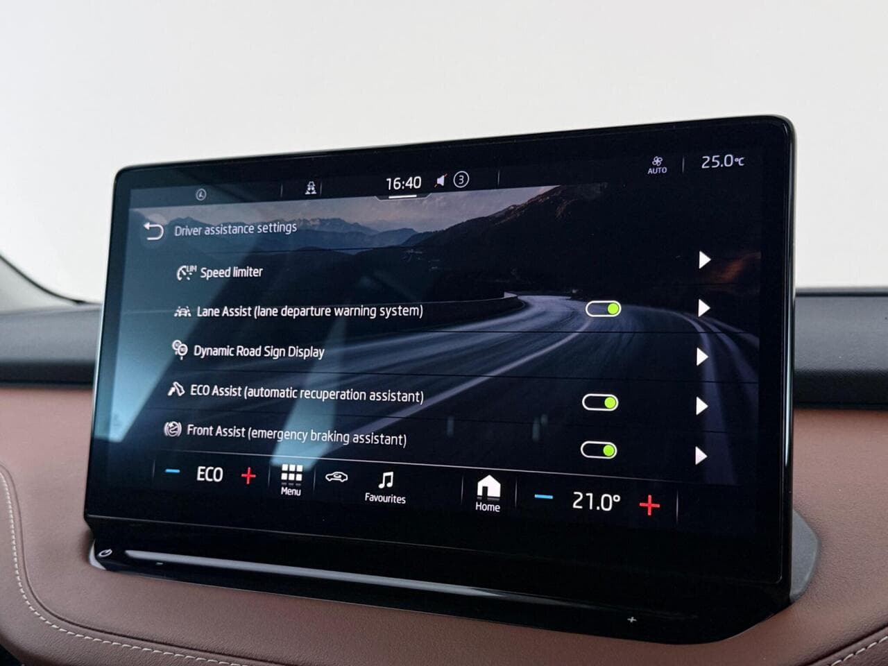 Skoda Enyaq thumbnail Infotainment System