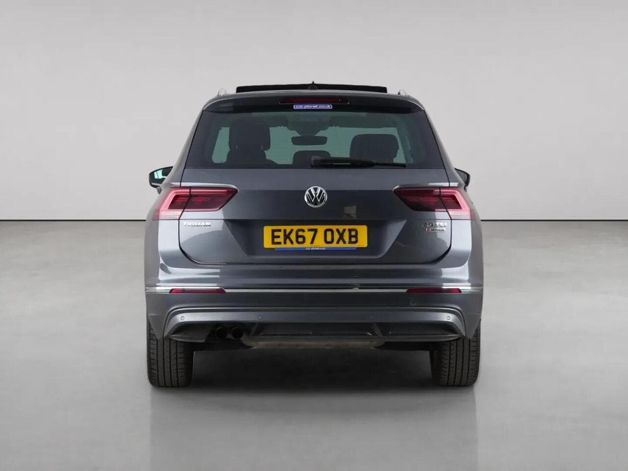 Volkswagen Tiguan thumbnail Rear