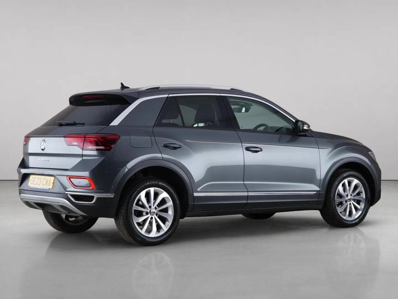 Volkswagen T-Roc thumbnail Side Right