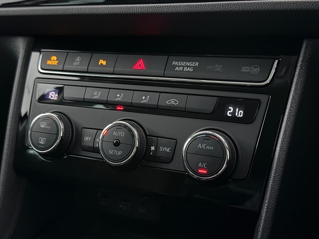 SEAT Leon thumbnail Inconclusive