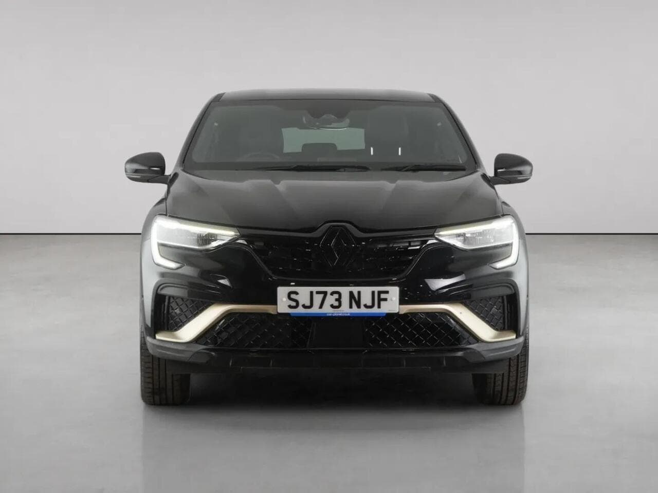 Renault Arkana thumbnail Front