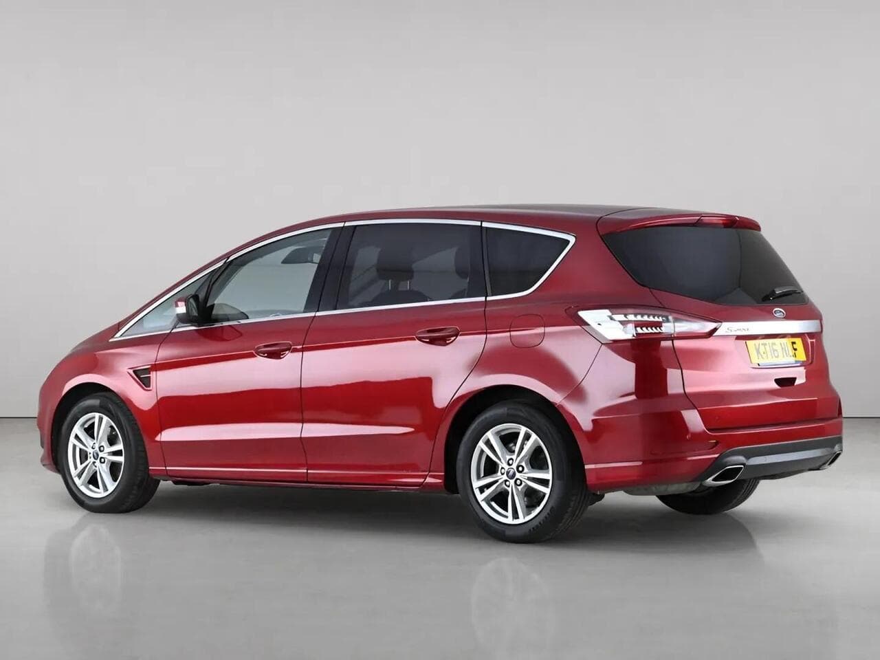 Ford S-Max thumbnail Side Left