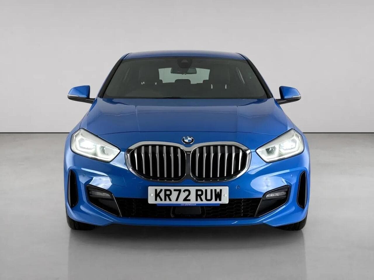 BMW 1 Series thumbnail Front