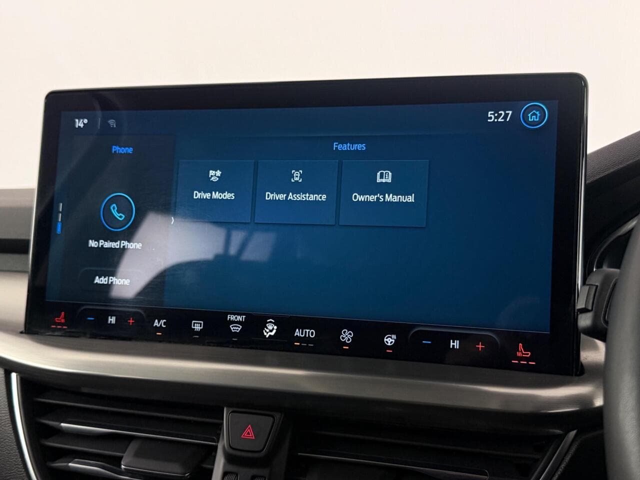 Ford Focus thumbnail Infotainment System