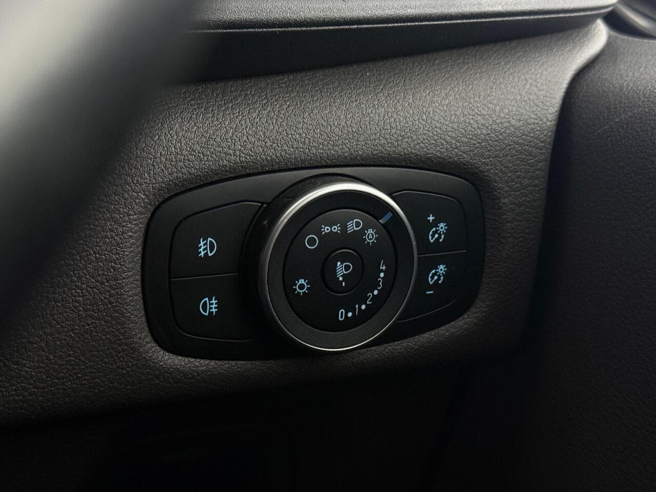 Ford Transit Custom thumbnail Misc Controls