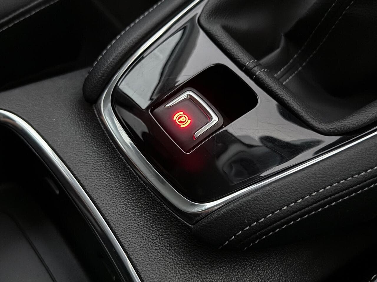 Vauxhall Grandland X thumbnail Misc Controls