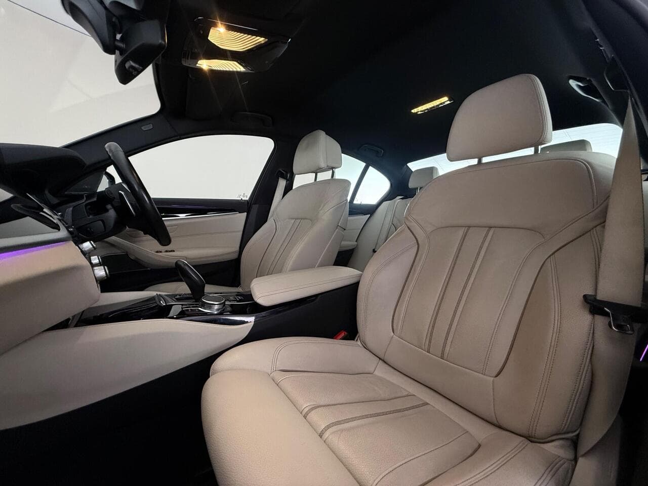 BMW 5 Series thumbnail Seat Front Passenger