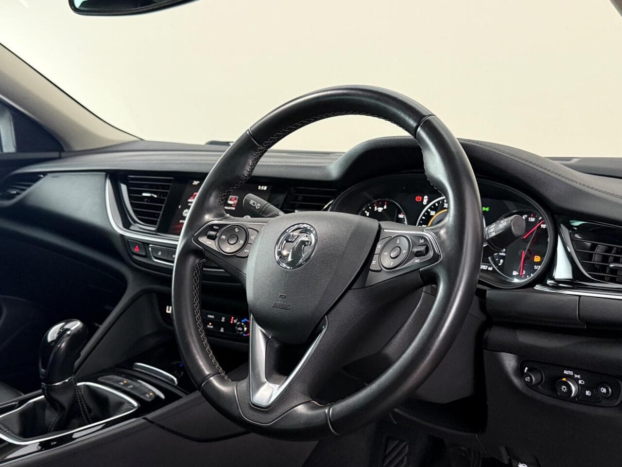 Vauxhall Insignia thumbnail Steering Wheel