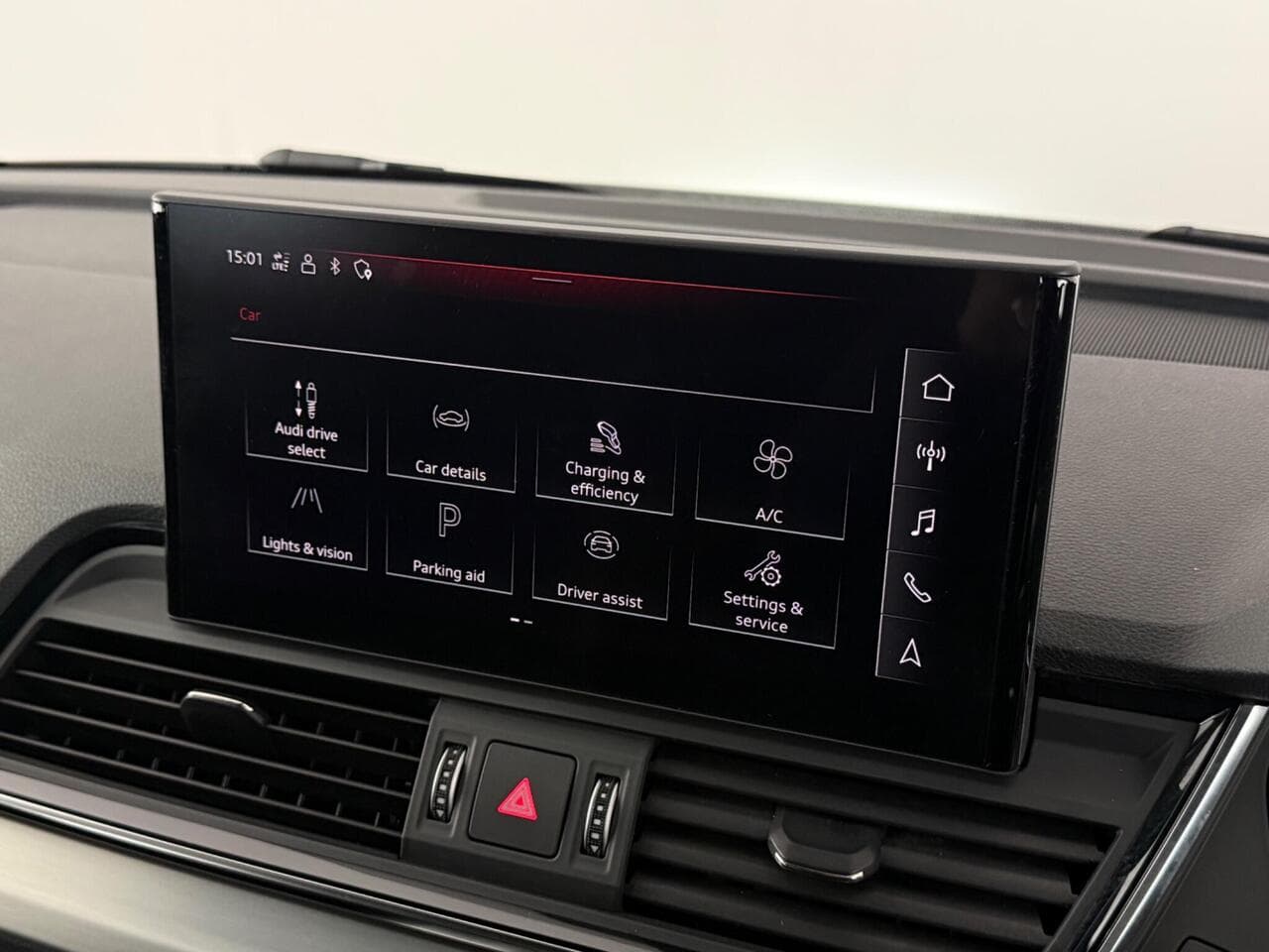 Audi Q5 thumbnail Infotainment System