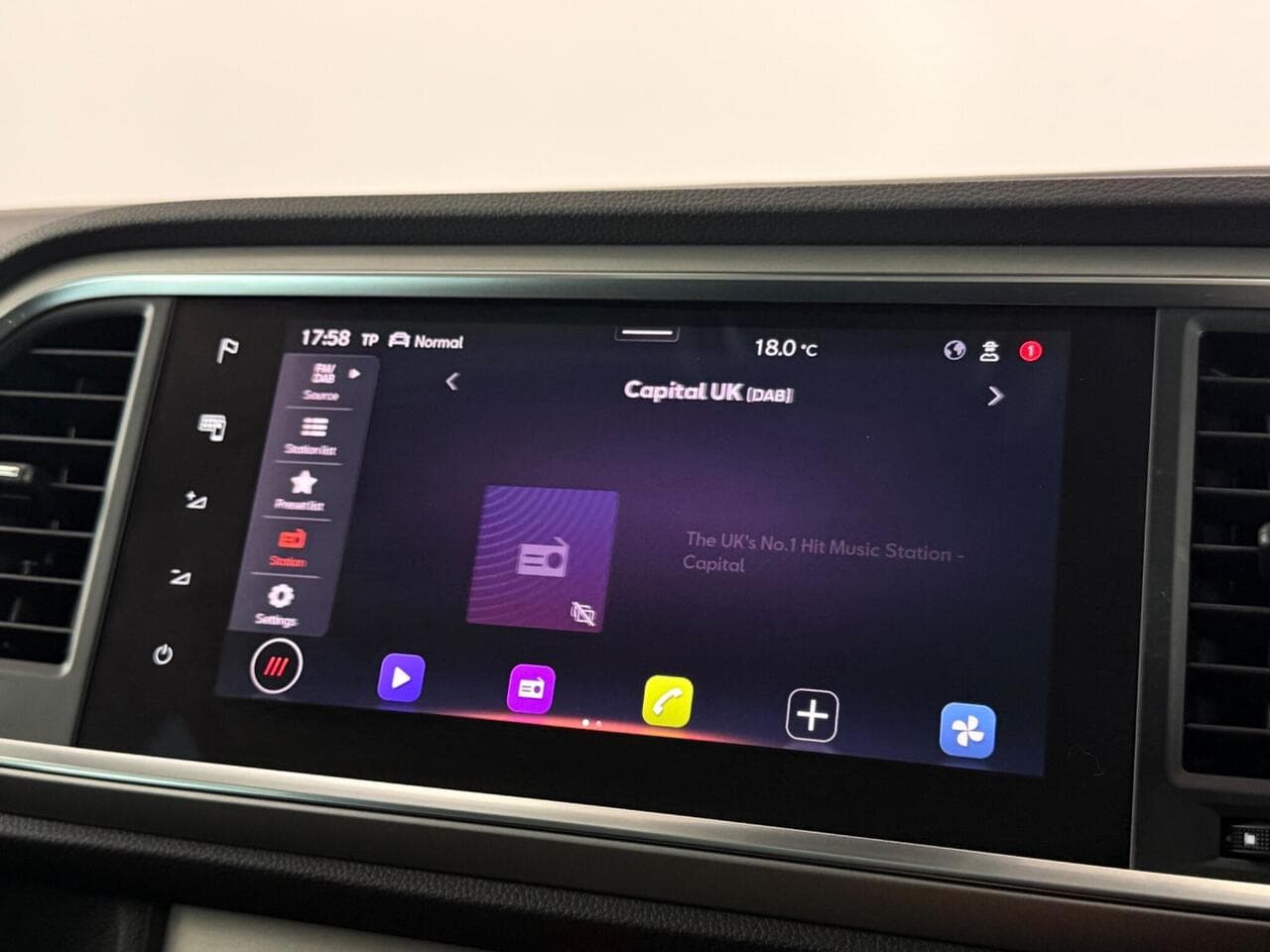 SEAT Ateca thumbnail Infotainment System