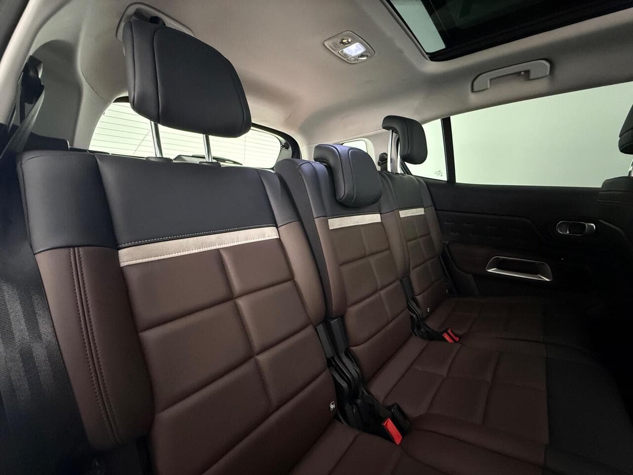 Citroen C5 Aircross thumbnail Seats Rear