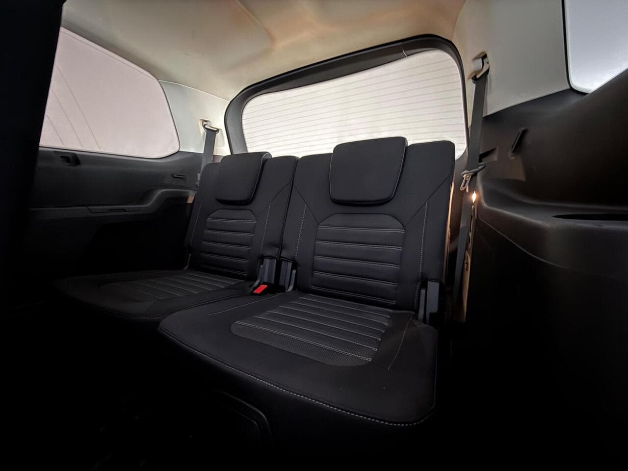 Ford Galaxy thumbnail Seats Rear