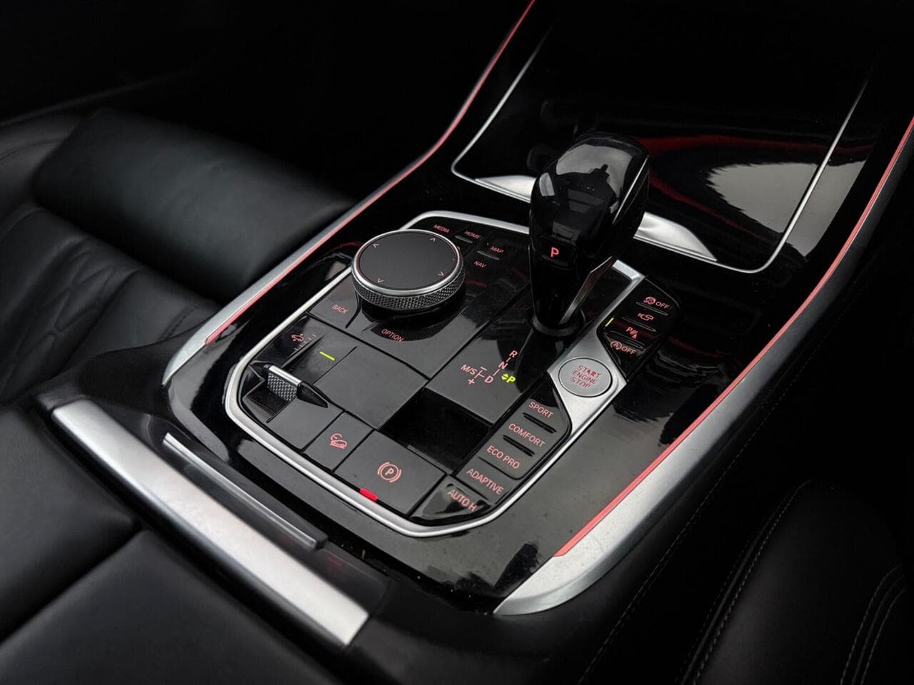 BMW X7 thumbnail Interior Front
