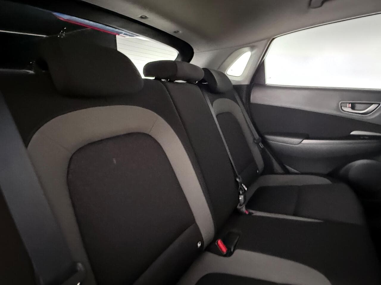 Hyundai KONA thumbnail Seat Driver