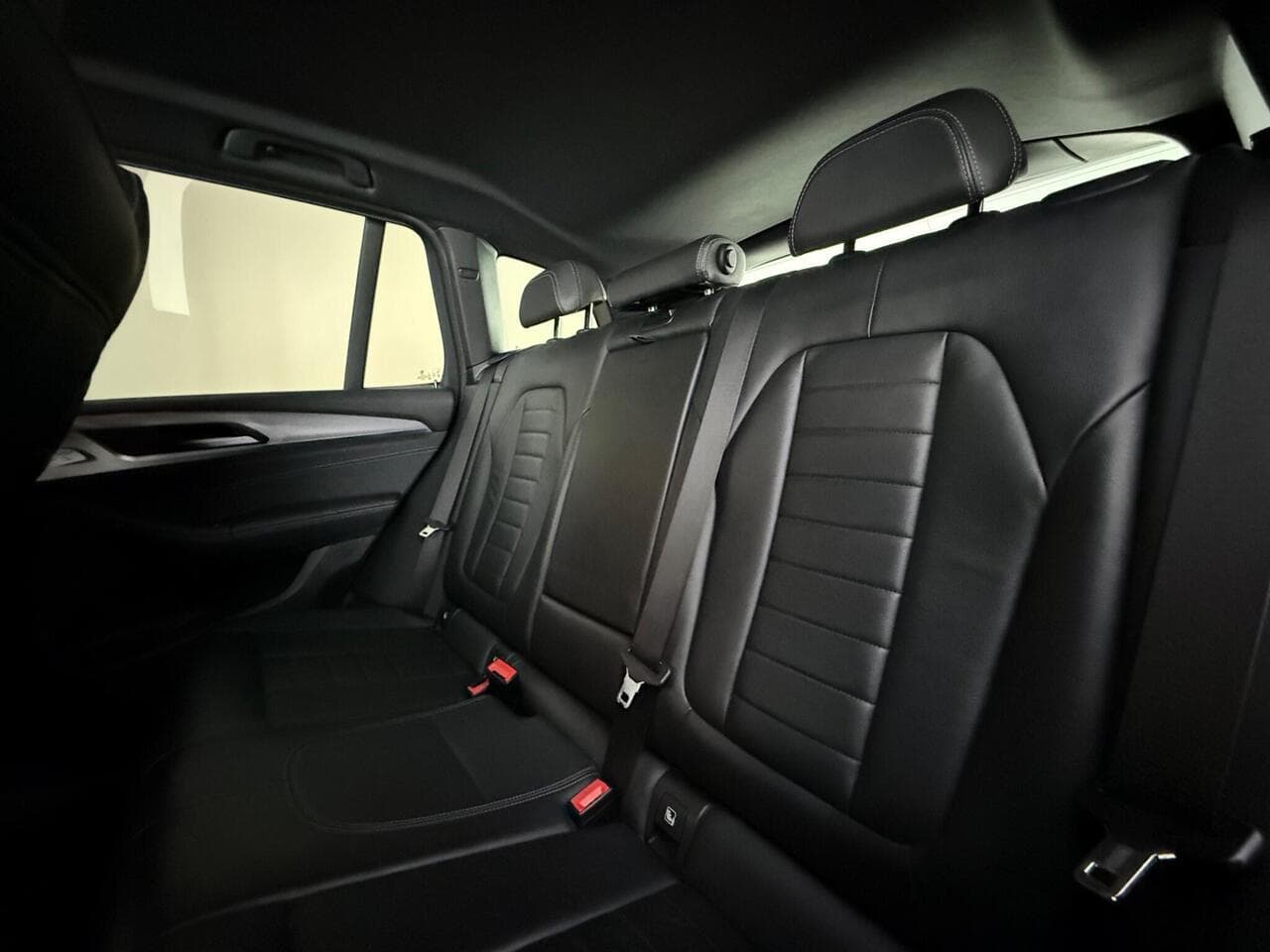 BMW X3 thumbnail Seats Rear