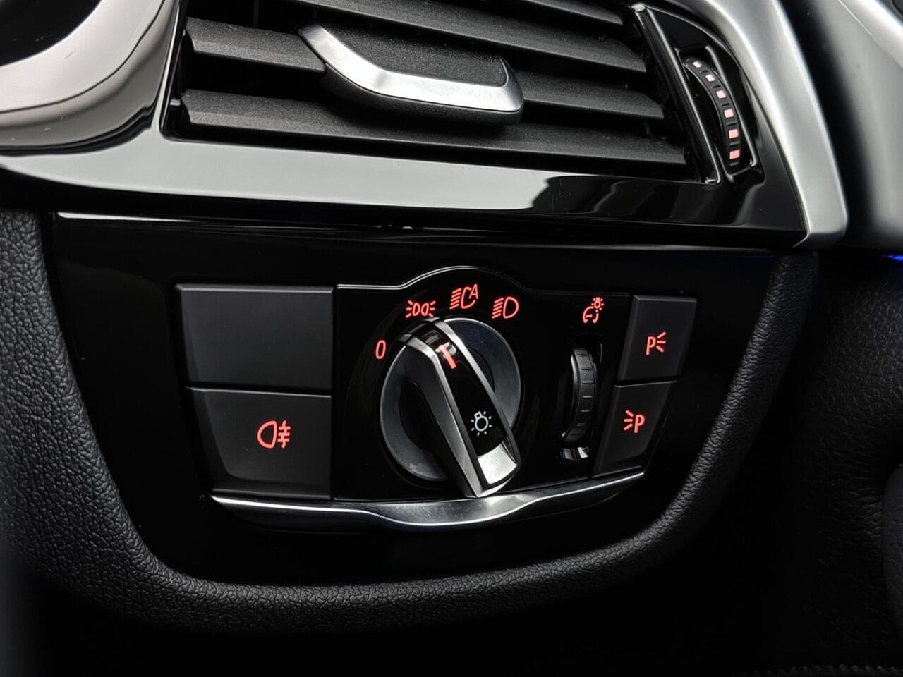 BMW 5 Series thumbnail Misc Controls