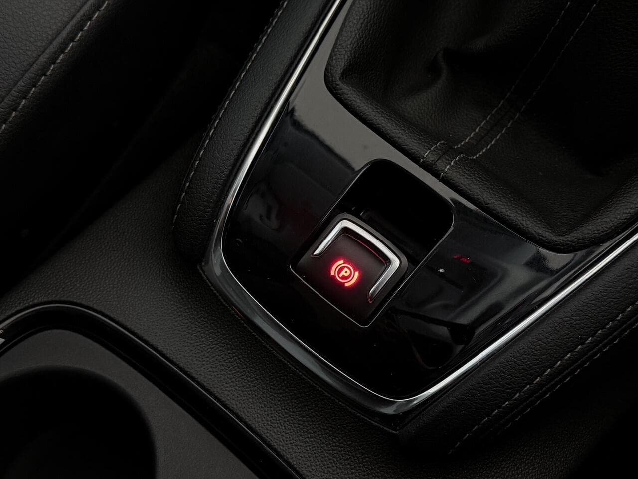 Vauxhall Grandland thumbnail Misc Controls