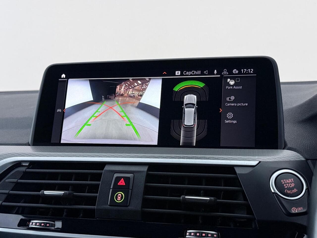 BMW X3 thumbnail Infotainment System