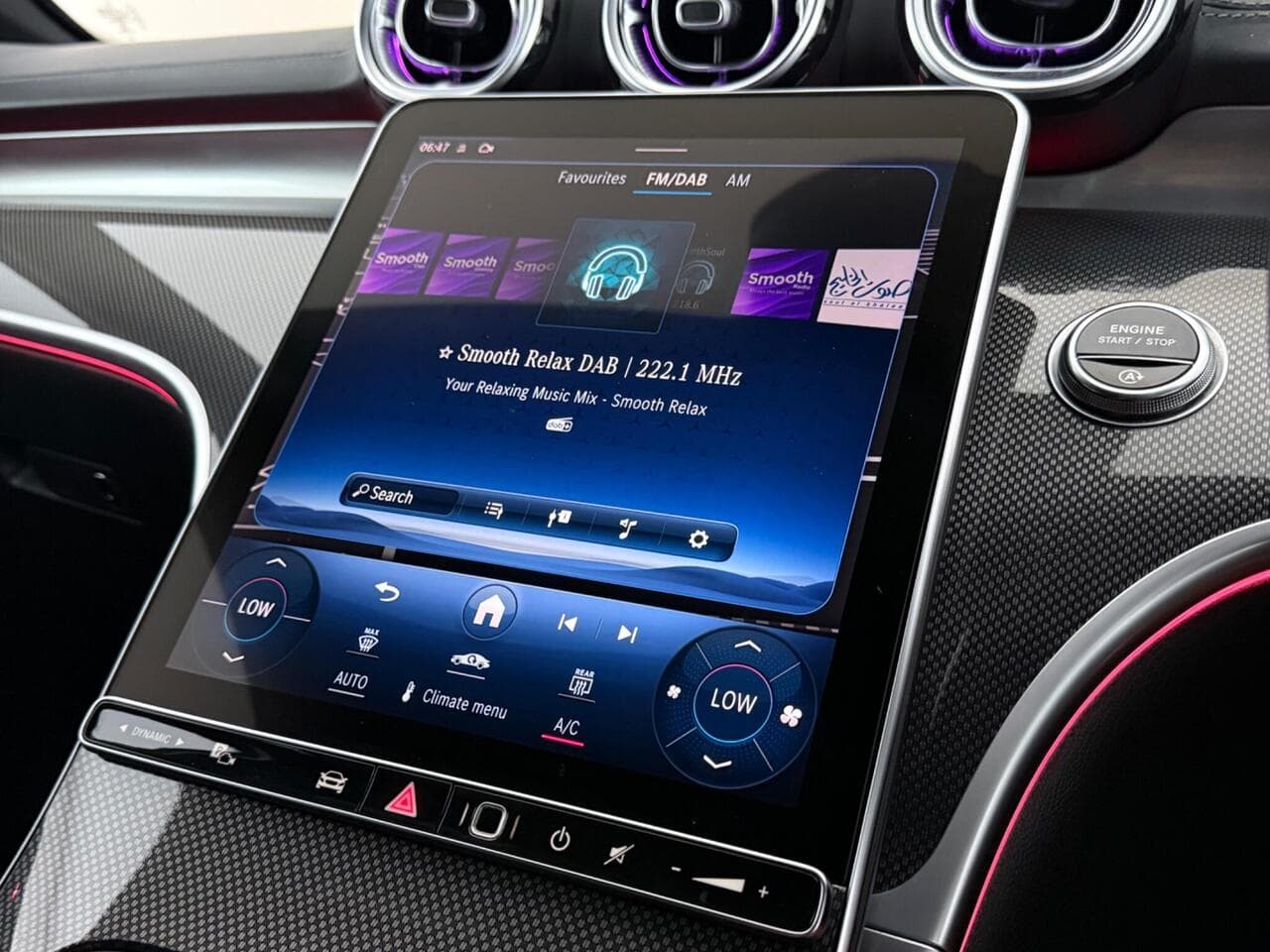 Mercedes-Benz C Class thumbnail Infotainment System