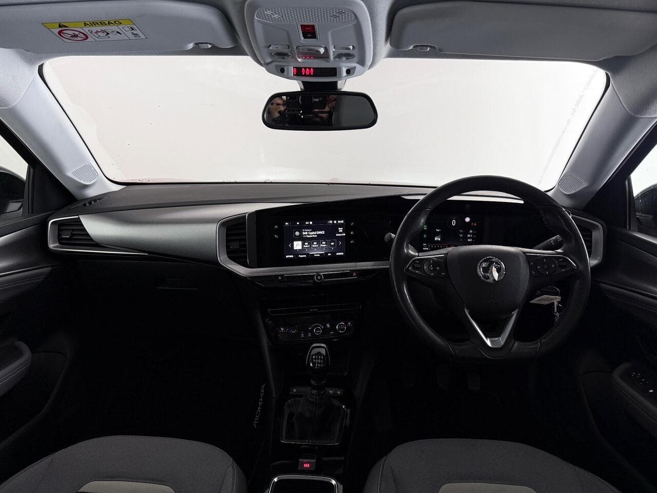 Vauxhall Mokka thumbnail Interior Front