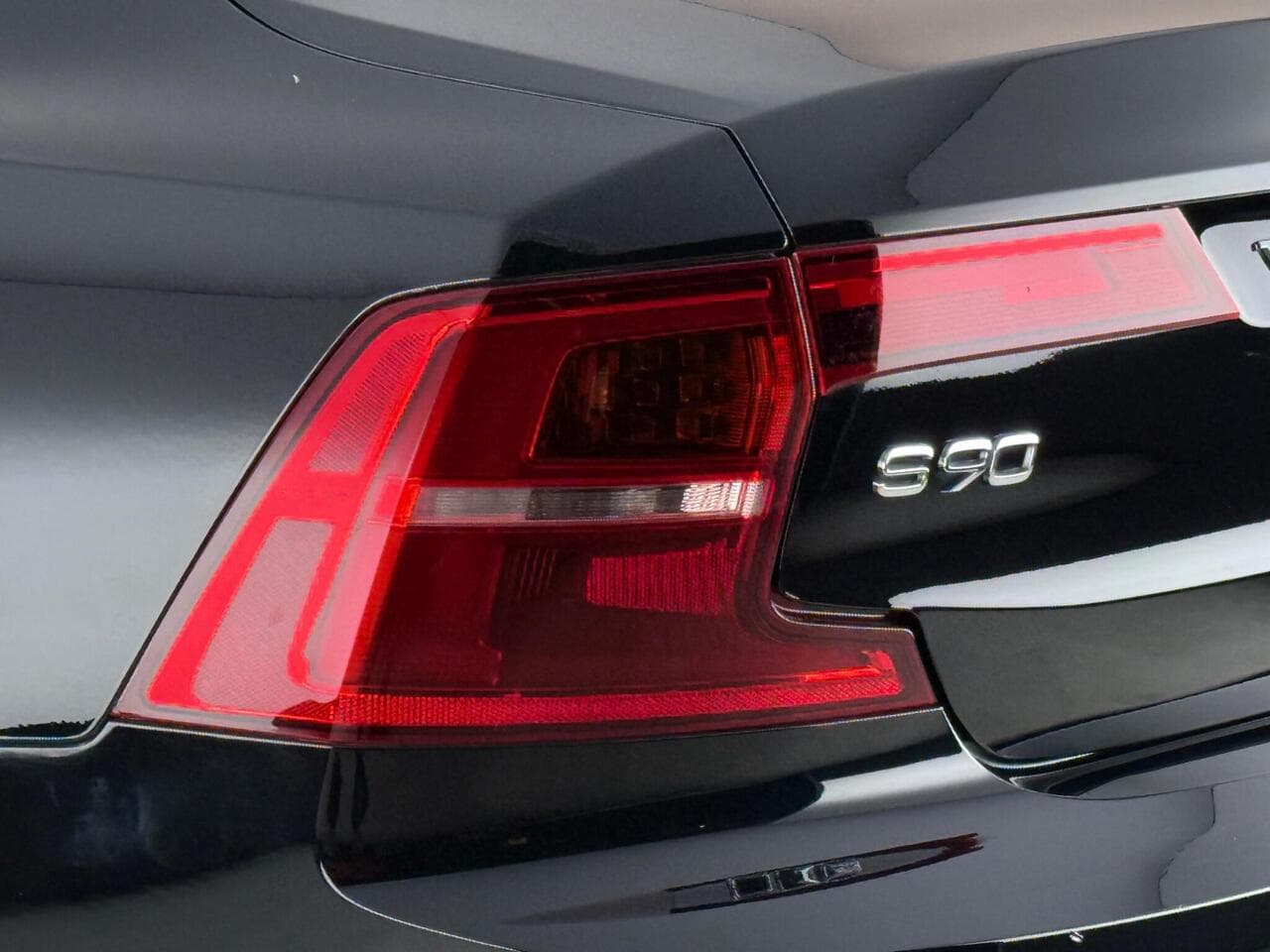 Volvo S90 thumbnail Lights Rear