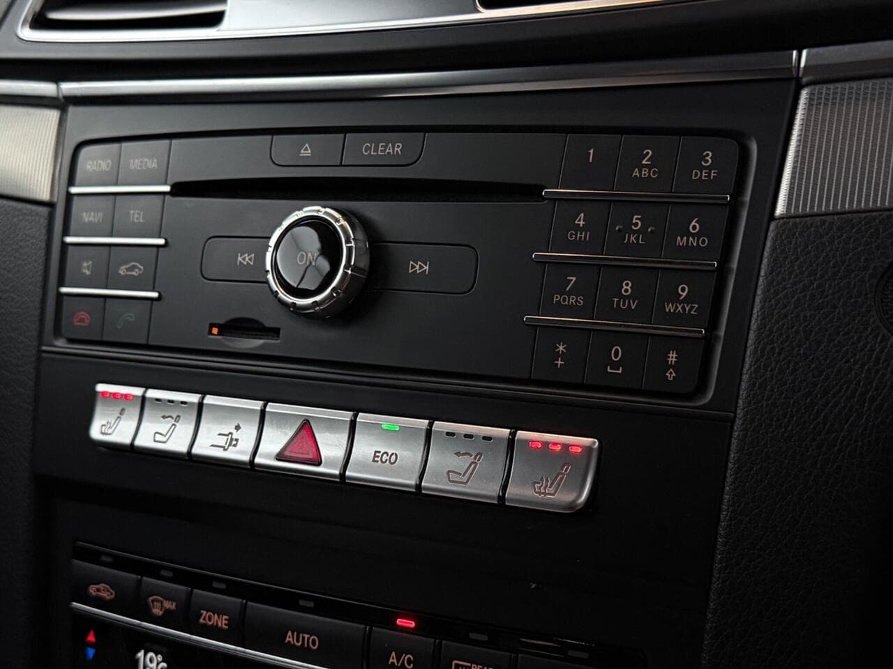 Mercedes-Benz E Class thumbnail Infotainment System
