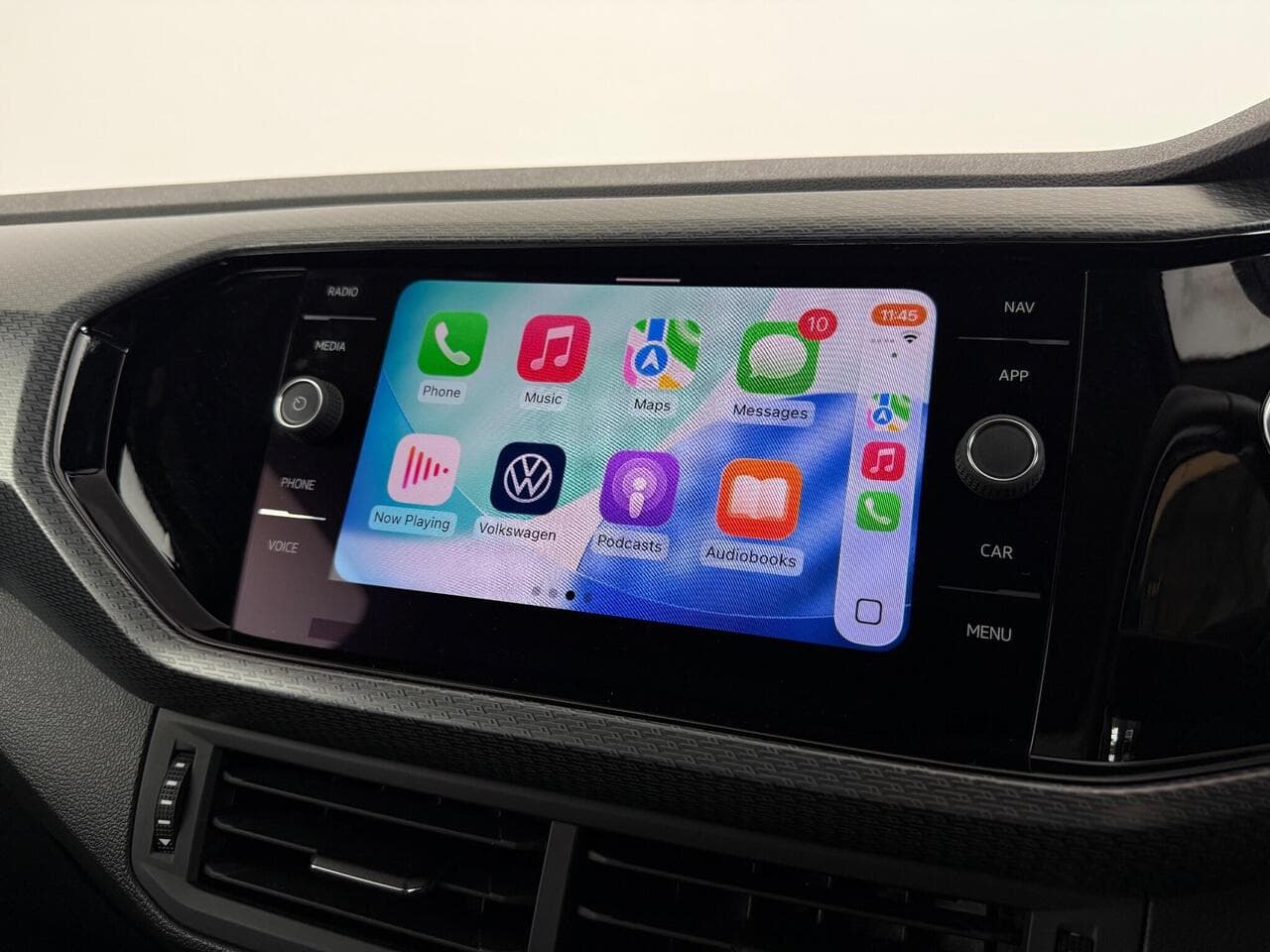 Volkswagen T-Cross thumbnail Infotainment System