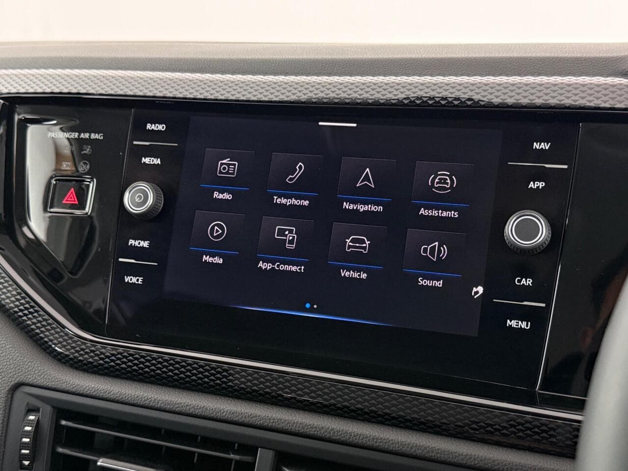 Volkswagen Taigo thumbnail Infotainment System