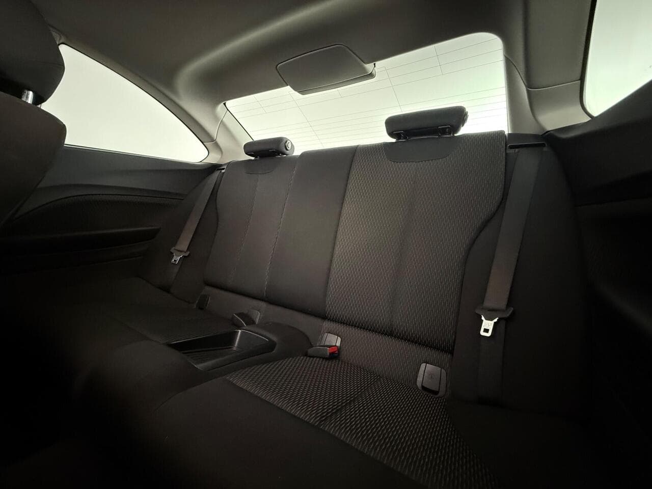 BMW 2 Series thumbnail Seats Rear