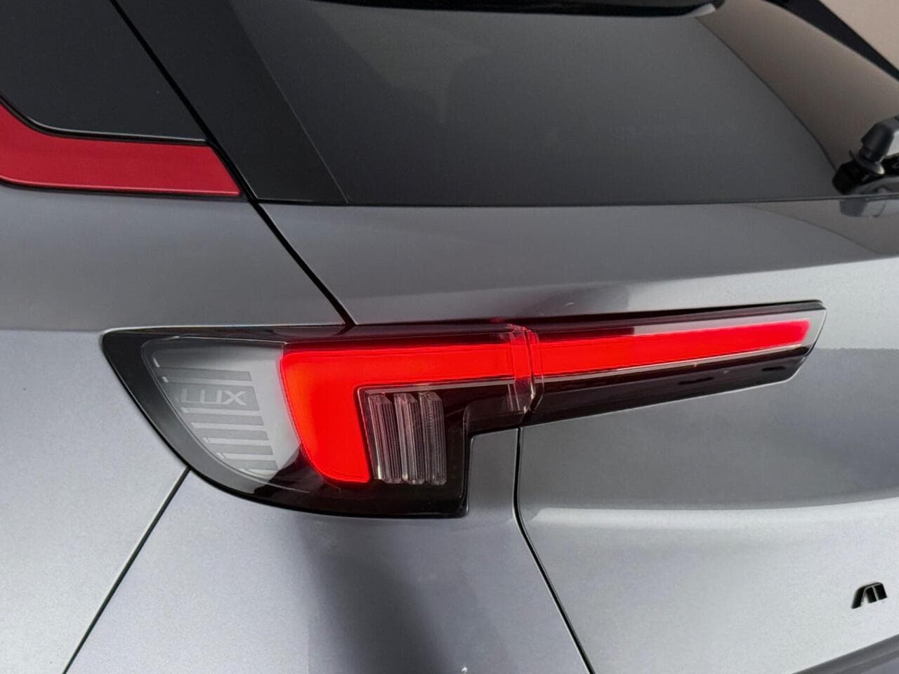 Vauxhall Mokka thumbnail Lights Rear