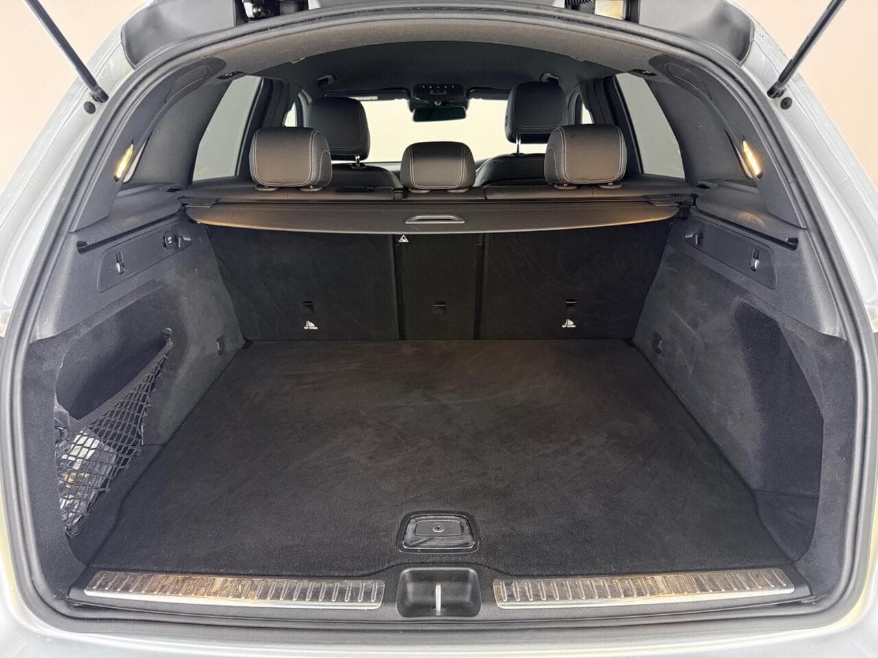Mercedes-Benz GLC thumbnail Boot