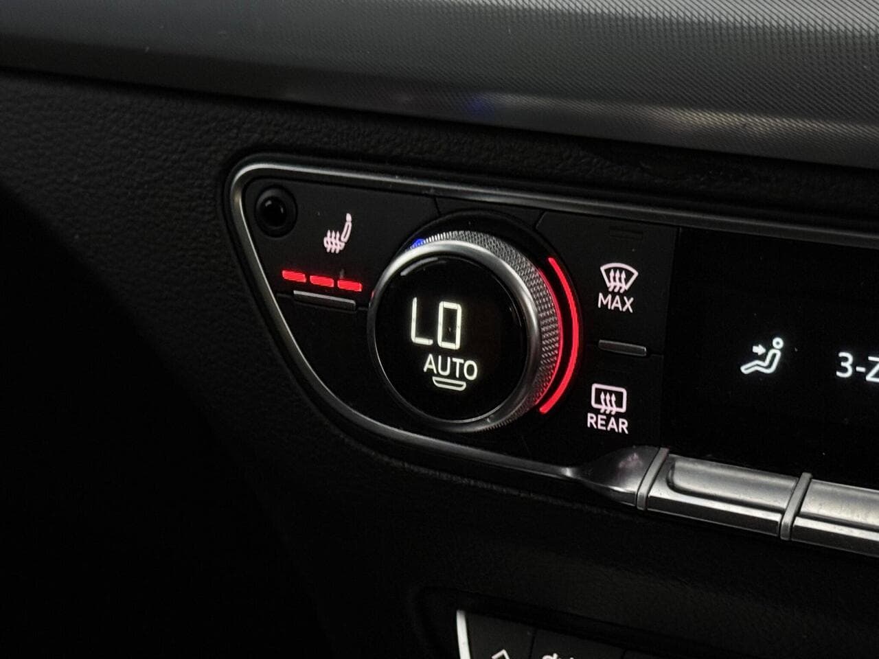 Audi Q5 thumbnail Misc Controls