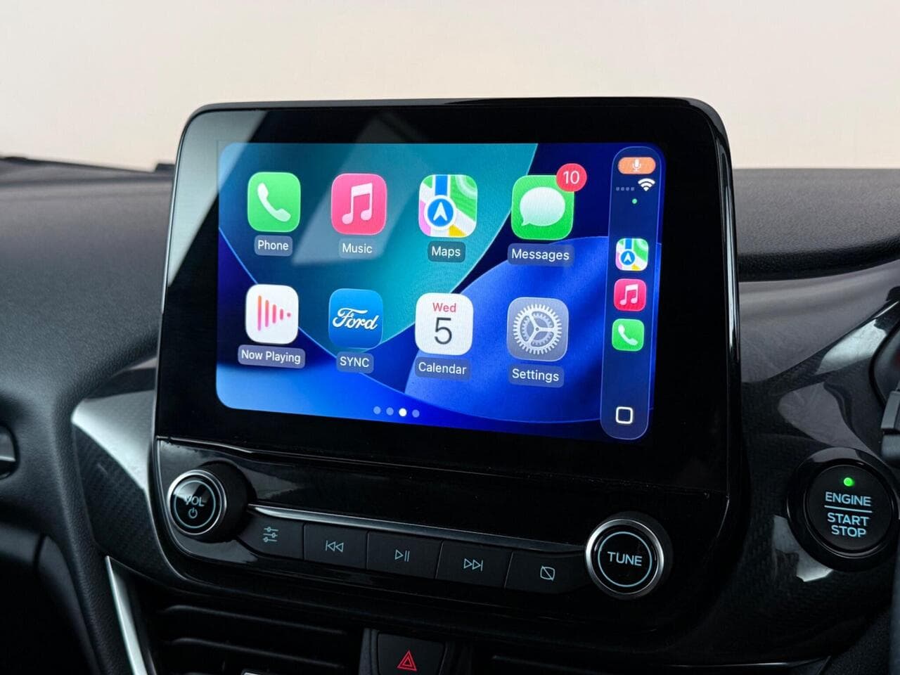 Ford Fiesta thumbnail Infotainment System