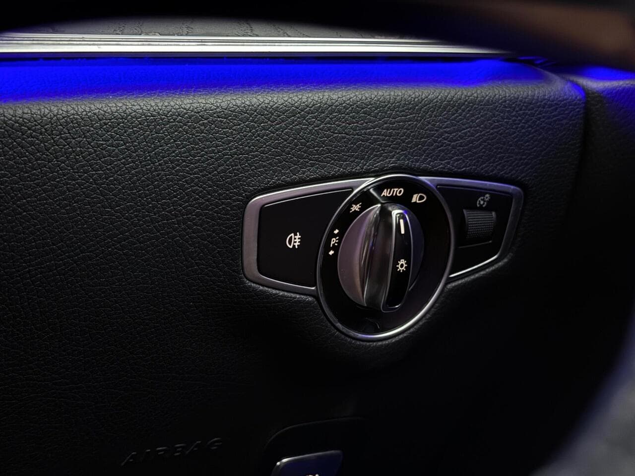Mercedes-Benz E Class thumbnail Misc Controls
