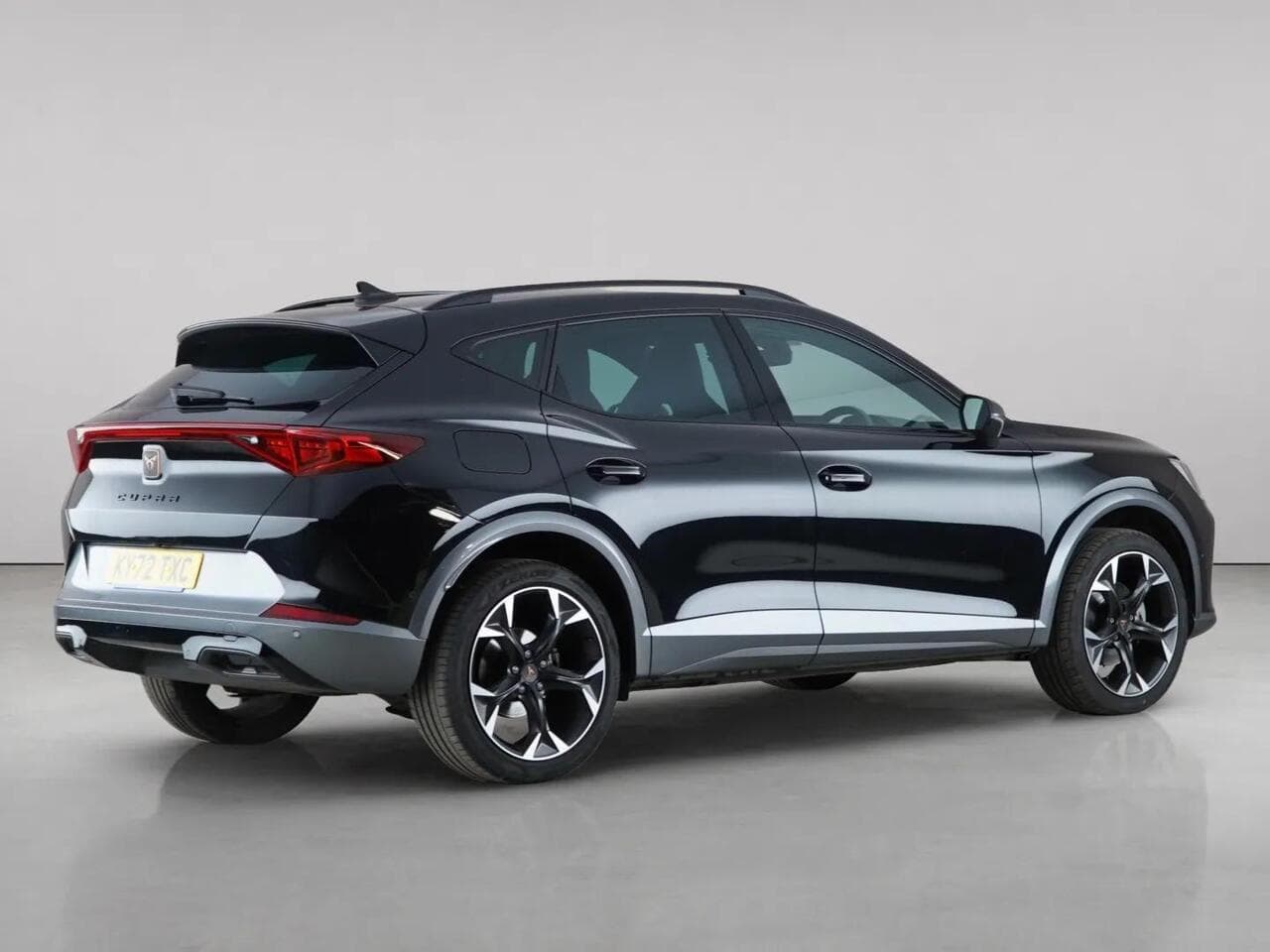 CUPRA Formentor thumbnail Side Right