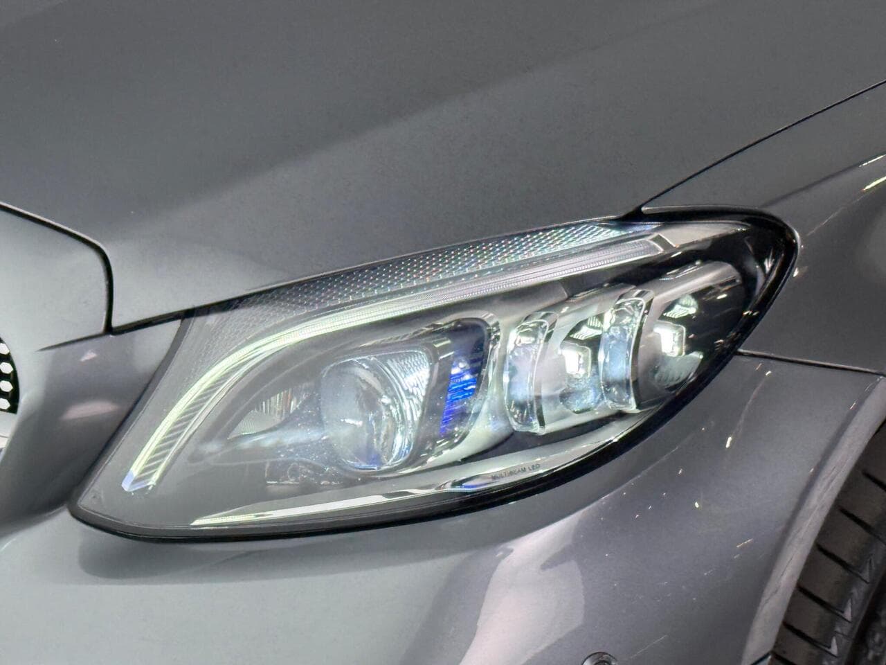 Mercedes-Benz C Class thumbnail Lights Front