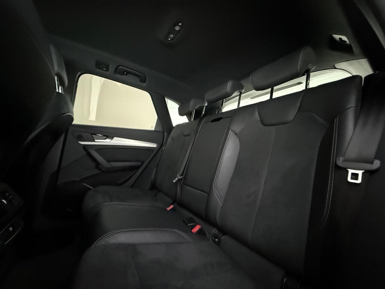 Audi Q5 thumbnail Seats Rear