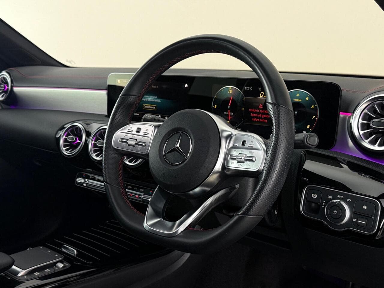 Mercedes-Benz CLA thumbnail Steering Wheel