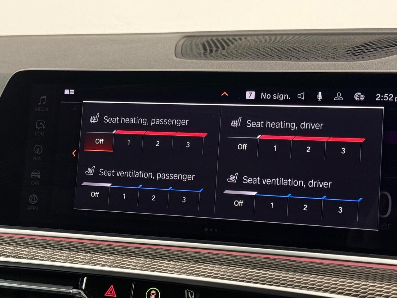 BMW X5 thumbnail Infotainment System