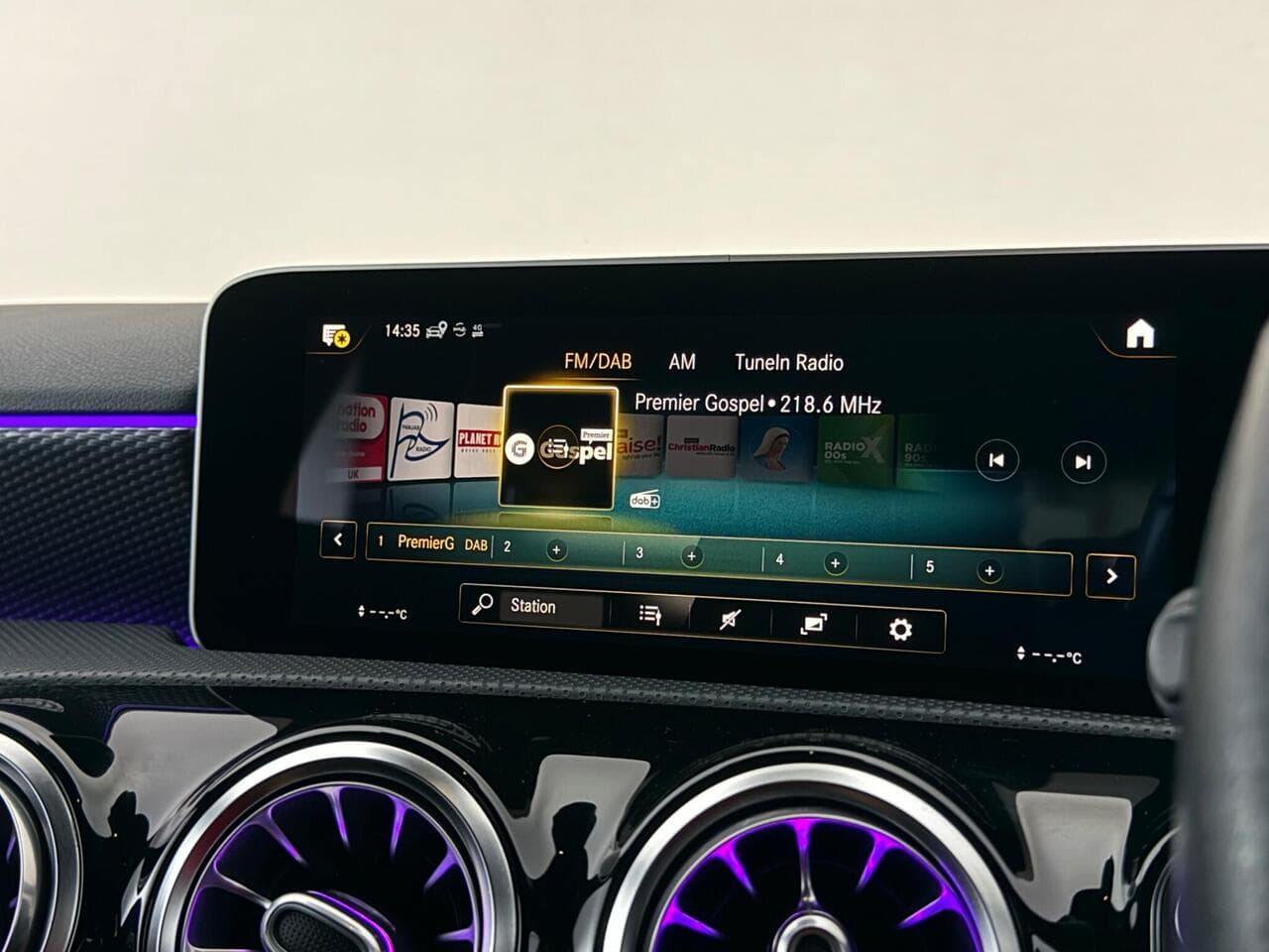 Mercedes-Benz A Class thumbnail Infotainment System
