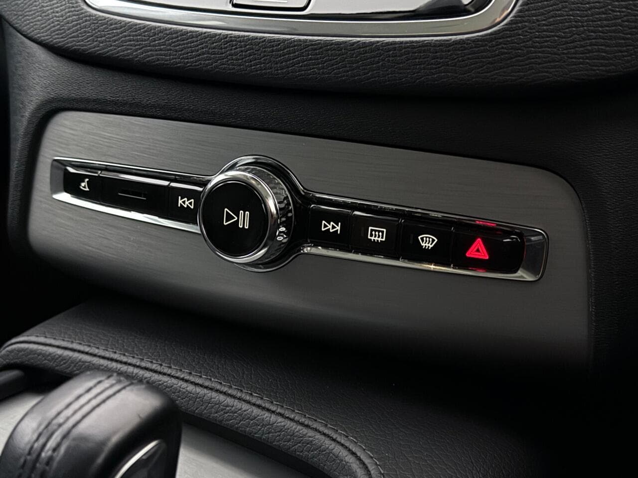 Volvo XC90 thumbnail Inconclusive