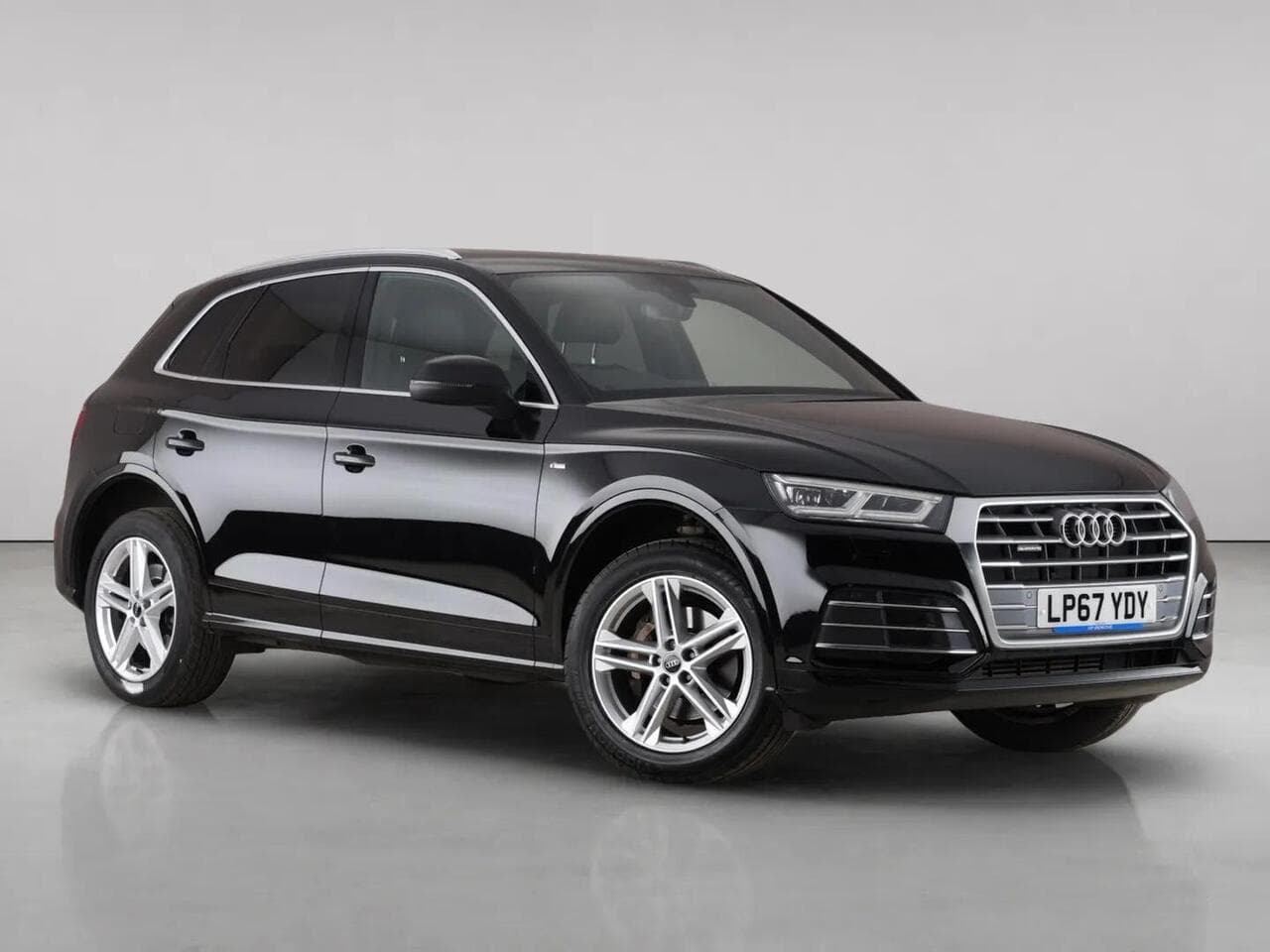 Audi Q5 - Audi Q5 2.0 TFSI S line SUV 5dr Petrol S Tronic quattro Euro 6 (s/s) (252 ps)
