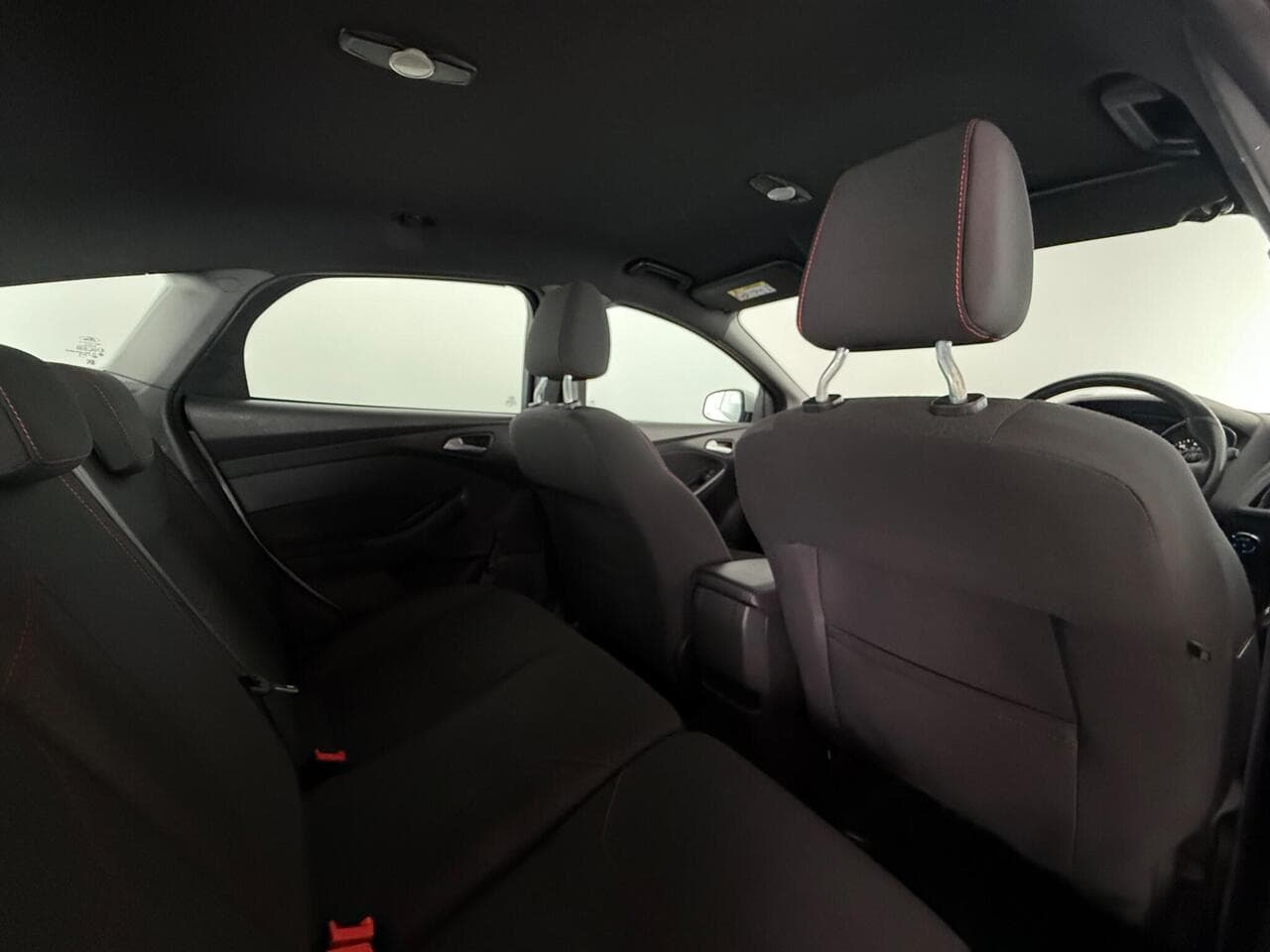Ford Focus thumbnail Seats Rear