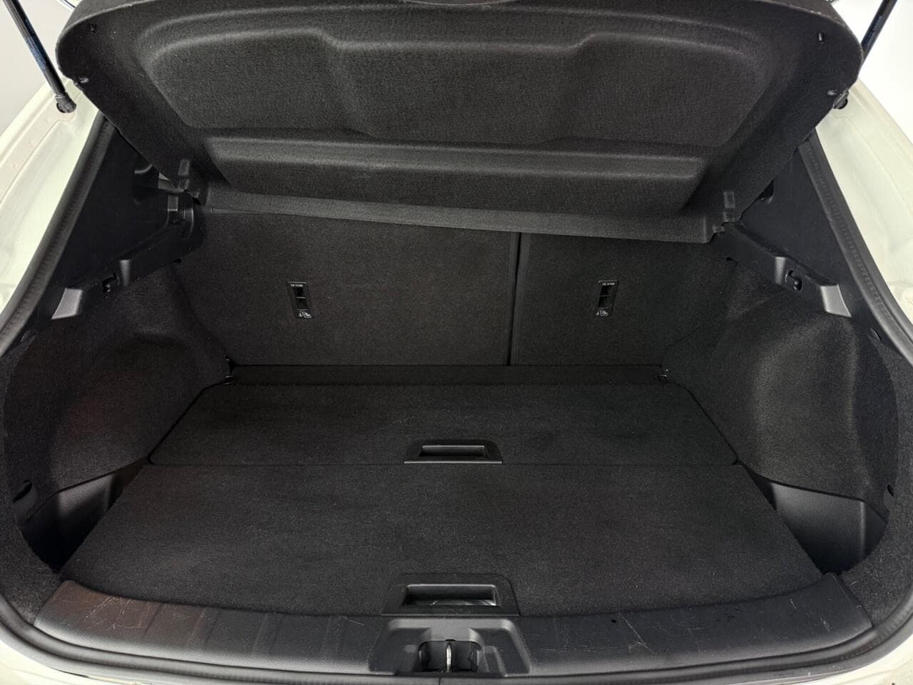 Nissan Qashqai thumbnail Boot